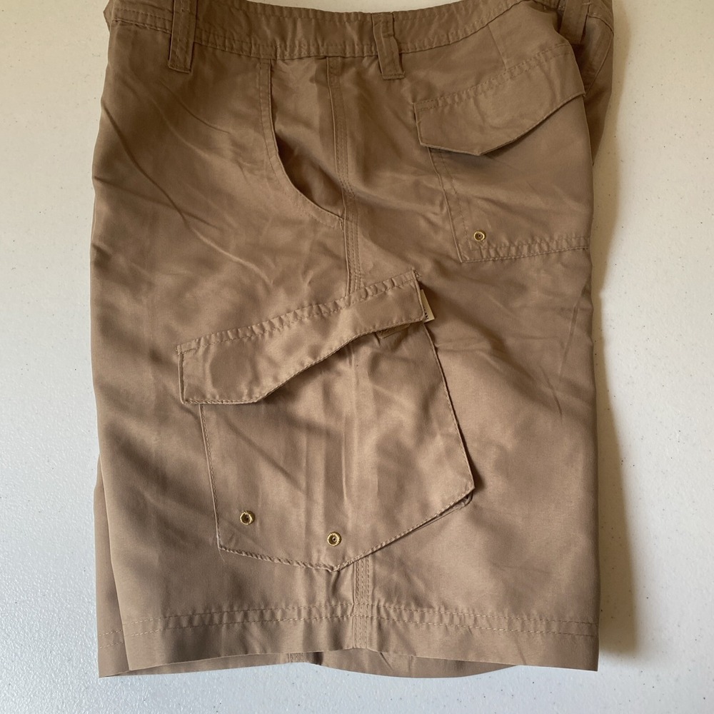 Magellan Outdoors Men's Water Repellent Flat Front Brown Cargo Shorts 30